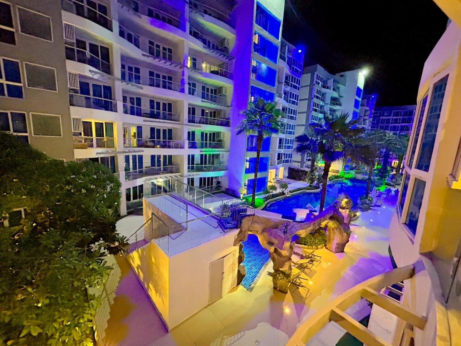 Grand Avenue Residence Condominium Pattaya Extérieur photo
